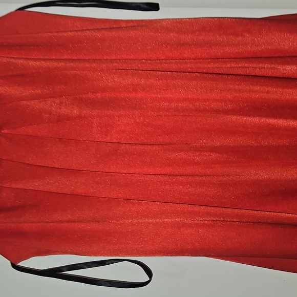 Dress - Picture 4 of 6